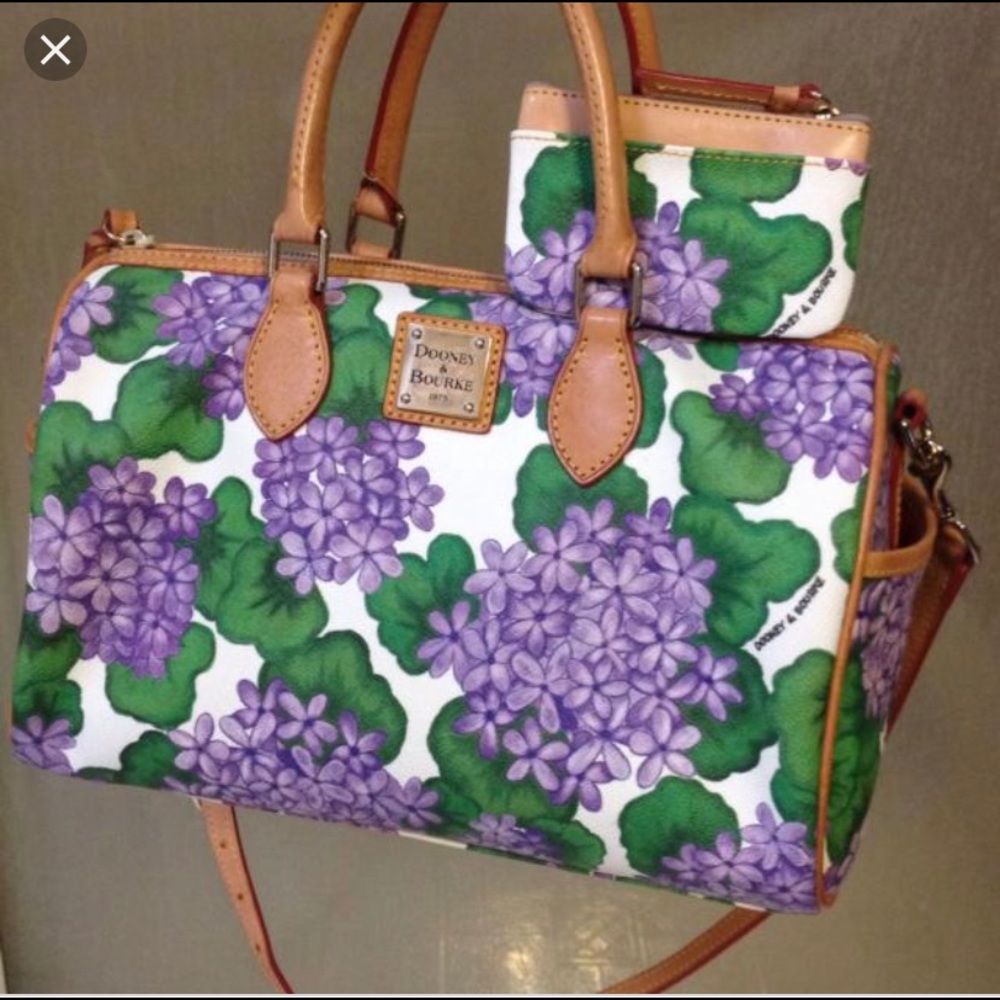 Dooney & Bourke purse